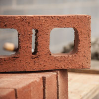 Endurance RS4™ Structural Brick is oversized for safer, stronger, more sustainable and energy-efficient construction.